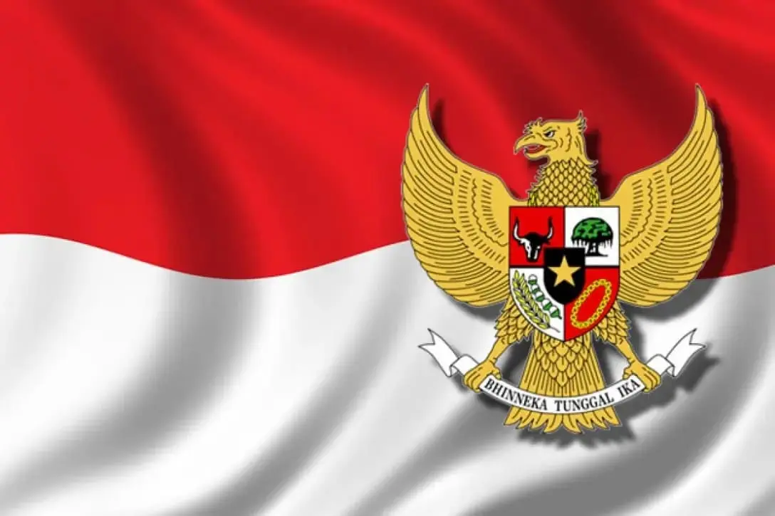 bagaimana pancasila sebagai dasar falsafah negara yang sifatnya tetap dapat menjawab tantangan baru seperti intoleransi, polarisasi politik, dan disrupsi digital