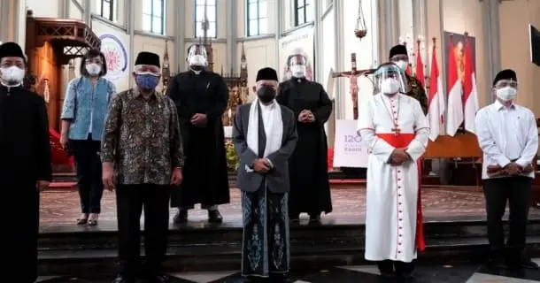 Sebutkan 3 cara menjaga kerukunan antar umat beragama